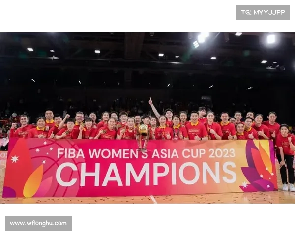 菲律宾女篮赛前手拉手祷告全队齐唱圣歌展现团结信仰力量